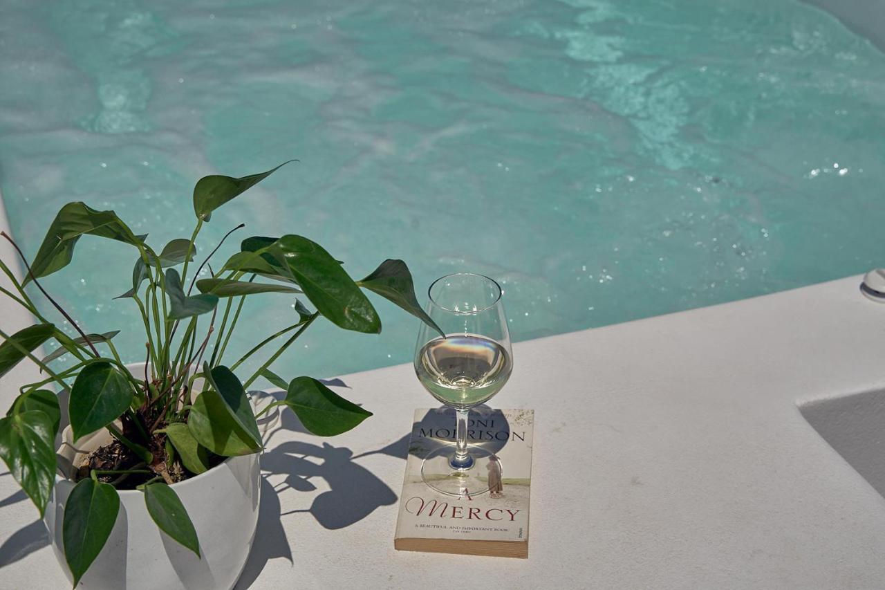 Nova Luxury Suites Pyrgos Kallistis Luaran gambar